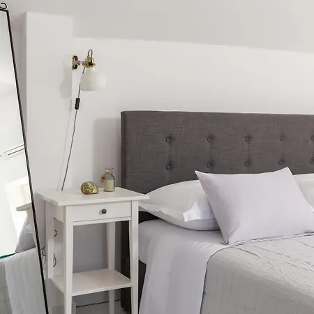 Apartament Charm Heritage Sutivan